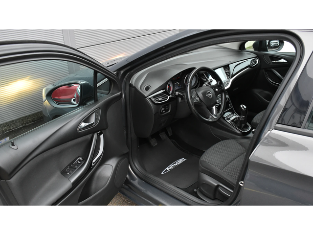 Opel Astra 1.6 CDTi Dynamic - автомобили, коли, обяви за нови и употребявани 7