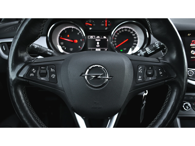 Opel Astra Sports Tourer 1.6d Edition Automatic - автомобили, коли, обяви за нови и употребявани 12