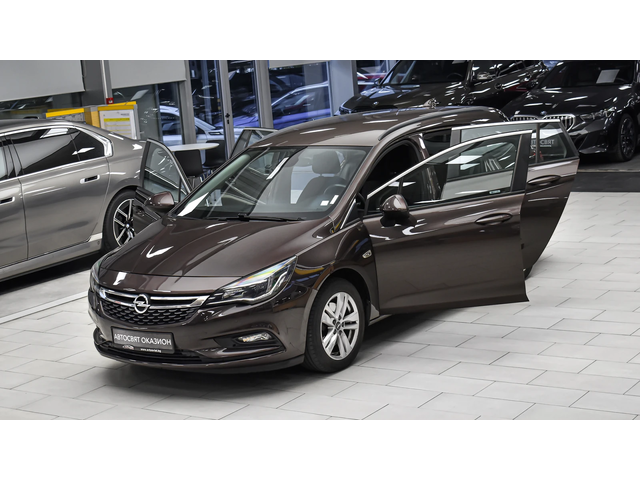 Opel Astra Sports Tourer 1.6 CDTi Bussines Premium Automatic - автомобили, коли, обяви за нови и употребявани 0