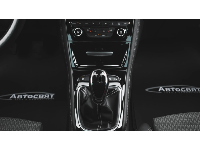 Opel Astra Sports Tourer 1, 6 CDTi Innovation - автомобили, коли, обяви за нови и употребявани 13