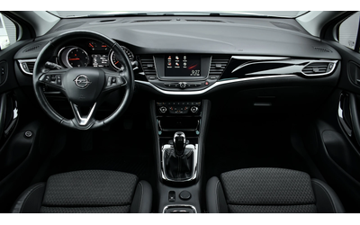 Opel Astra Sports Tourer 1.6 CDTi Innovation - автомобили, коли, обяви за нови и употребявани 13