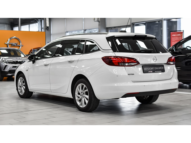 Opel Astra Sports Tourer 1.6 CDTi Innovation - автомобили, коли, обяви за нови и употребявани 6