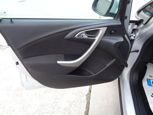 Opel Astra 1.7CDTI-110-COSMO-SPORTS-TOURER-BARTER-LIZING - автомобили, коли, обяви за нови и употребявани 14