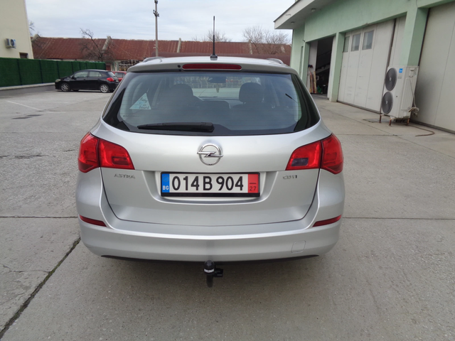 Opel Astra 1.7CDTI-110-COSMO-SPORTS-TOURER-BARTER-LIZING - автомобили, коли, обяви за нови и употребявани 5