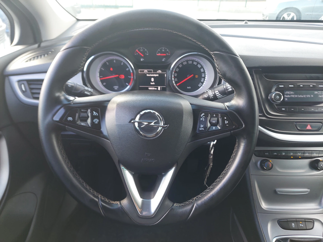 Opel Astra 1.4i 150к.с. - автомобили, коли, обяви за нови и употребявани 11