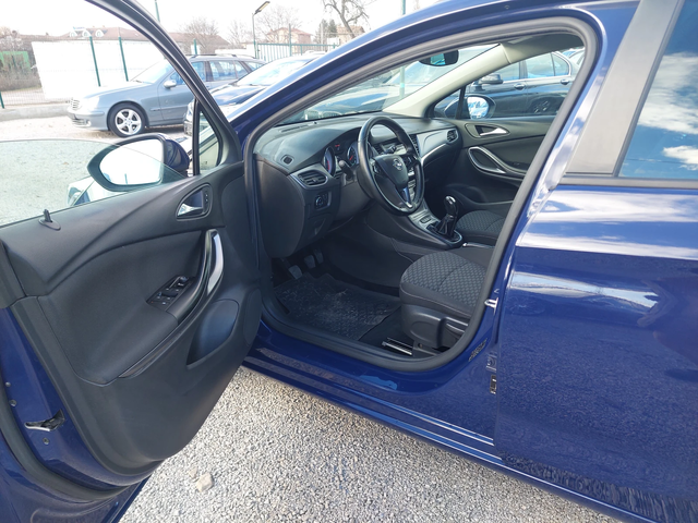 Opel Astra 1.4i 150к.с. - автомобили, коли, обяви за нови и употребявани 9