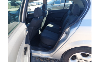 Opel Astra 1.4i - автомобили, коли, обяви за нови и употребявани 11