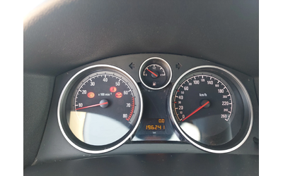 Opel Astra 1.4i - автомобили, коли, обяви за нови и употребявани 12