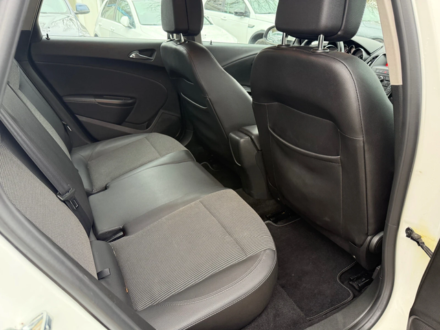 Opel Astra 1.6CDTI - 110к.с. - автомобили, коли, обяви за нови и употребявани 13