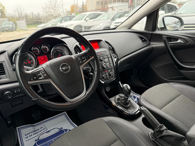 Opel Astra 1.6CDTI - 110к.с. - автомобили, коли, обяви за нови и употребявани 9