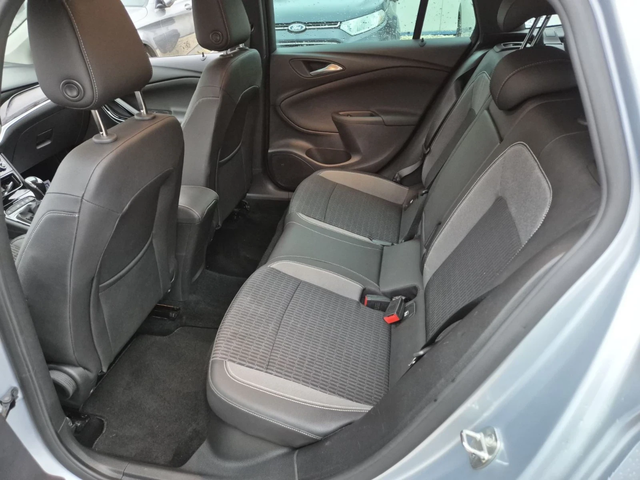 Opel Astra SPORTS TOURER+ 1.5d 122к.с - автомобили, коли, обяви за нови и употребявани 11