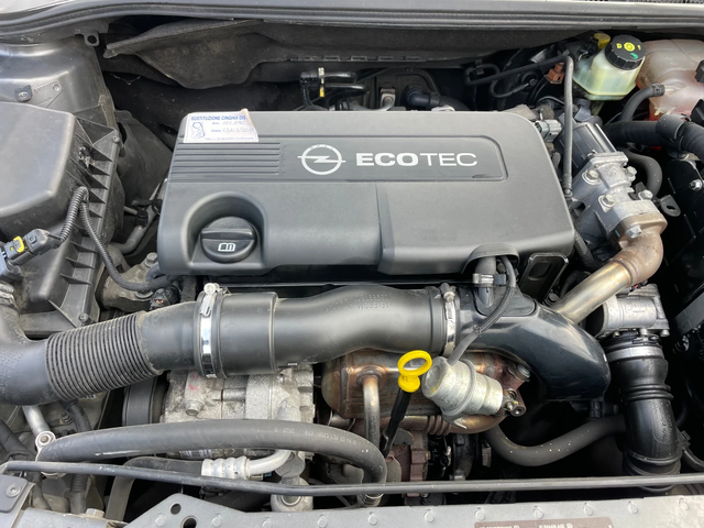 Opel Astra 1.7CDTI-110-ITALIA - автомобили, коли, обяви за нови и употребявани 14