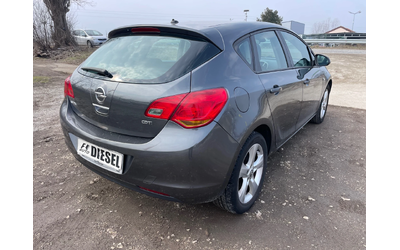Opel Astra 1.7CDTI-110-ITALIA - автомобили, коли, обяви за нови и употребявани 8