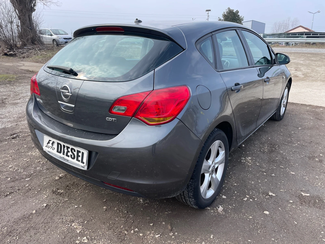 Opel Astra 1.7CDTI-110-ITALIA - автомобили, коли, обяви за нови и употребявани 8