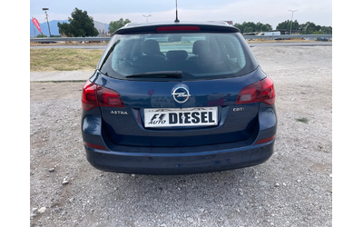 Opel Astra 1.7CDTI-110-ITALIA - автомобили, коли, обяви за нови и употребявани 9