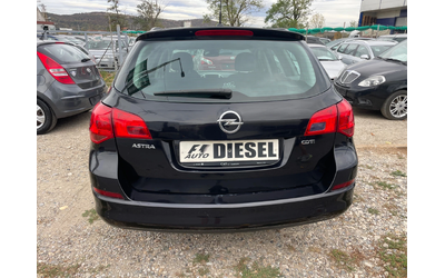 Opel Astra 1.7CDTI-ITALIA - автомобили, коли, обяви за нови и употребявани 8