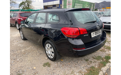 Opel Astra 1.7CDTI-ITALIA - автомобили, коли, обяви за нови и употребявани 9