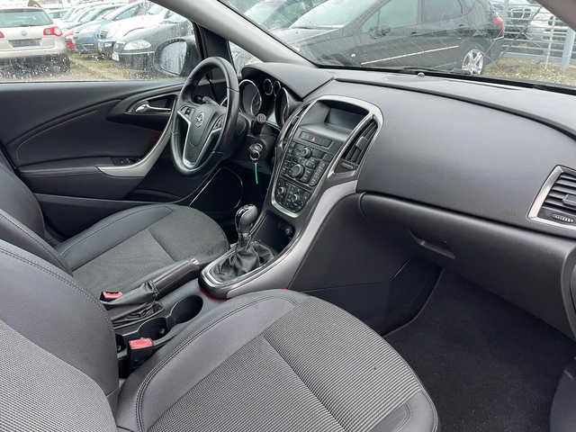 Opel Astra 1.7CDTI-KLIMA - автомобили, коли, обяви за нови и употребявани 4