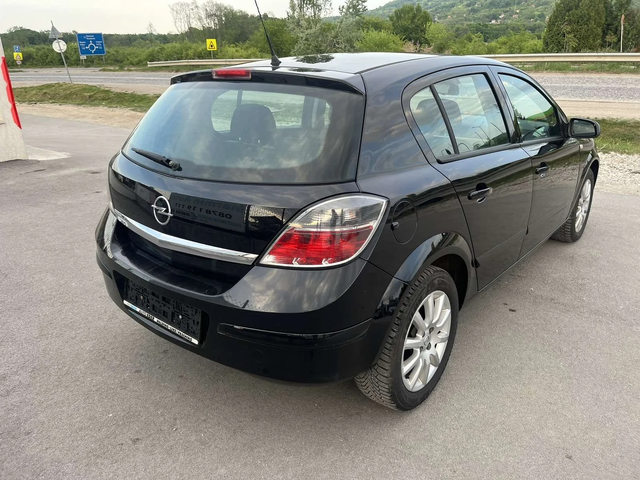 Opel Astra 1.4I 75кс 129 000 км FACE EURO 4 КЛИМАТРОНИК - автомобили, коли, обяви за нови и употребявани 3