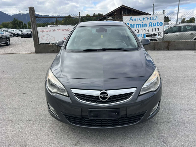 Opel Astra 1.7CDTI 125кс 6 СКОРОСТИ EURO 5A АВТОПИЛОТ ВНОС ИТ - автомобили, коли, обяви за нови и употребявани 1