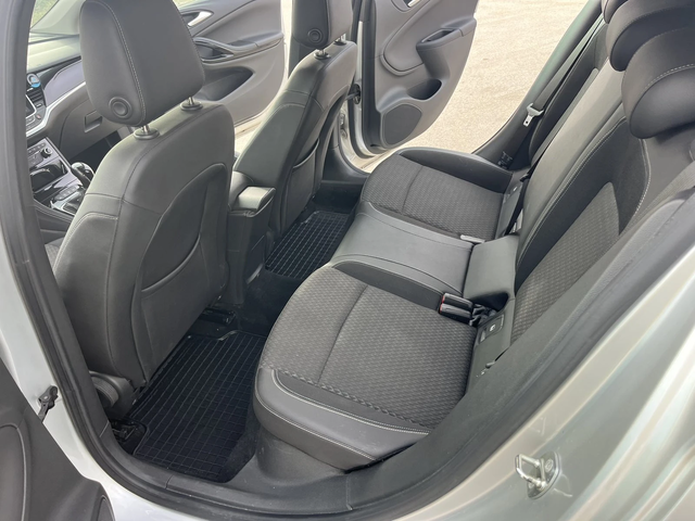 Opel Astra 1.0 TURBO 105кс EURO 6B FULL ВНОС ИТАЛИЯ - автомобили, коли, обяви за нови и употребявани 8