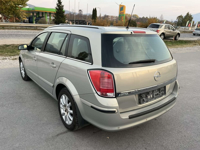 Opel Astra 1.8I 125кс АВТОМАТ АВТОПИЛОТ КЛИМАТРОНИК - автомобили, коли, обяви за нови и употребявани 4