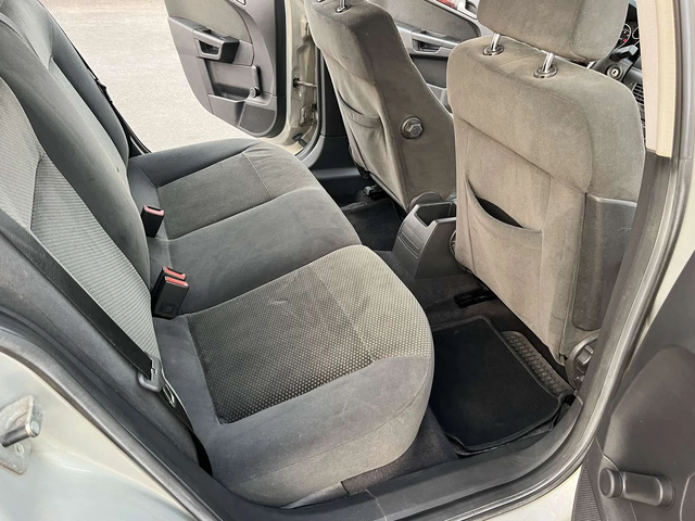 Opel Astra 1.8I 125кс АВТОМАТ АВТОПИЛОТ КЛИМАТРОНИК - автомобили, коли, обяви за нови и употребявани 9