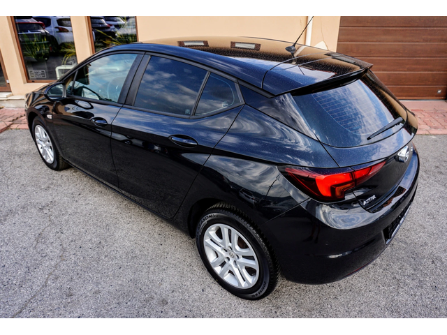 Opel Astra 1.6CDTI INNOVATION - автомобили, коли, обяви за нови и употребявани 3