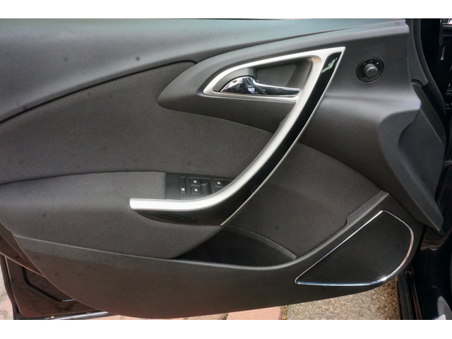 Opel Astra 1.6T COSMO S - автомобили, коли, обяви за нови и употребявани 4