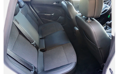 Opel Astra 1.7CDTi COSMO - автомобили, коли, обяви за нови и употребявани 12