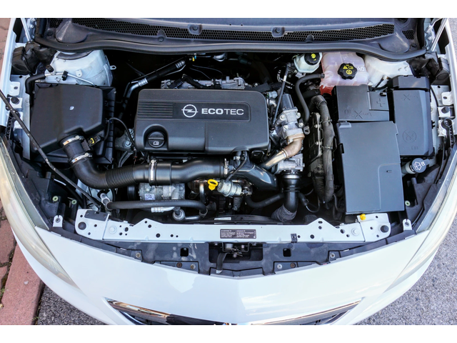 Opel Astra 1.7CDTi COSMO - автомобили, коли, обяви за нови и употребявани 14