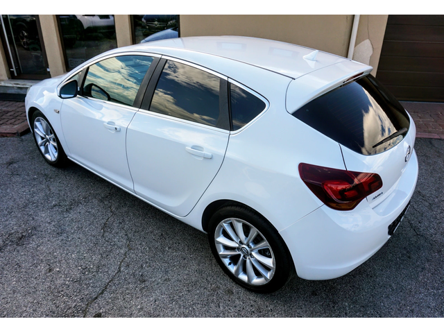 Opel Astra 1.7CDTi COSMO - автомобили, коли, обяви за нови и употребявани 3