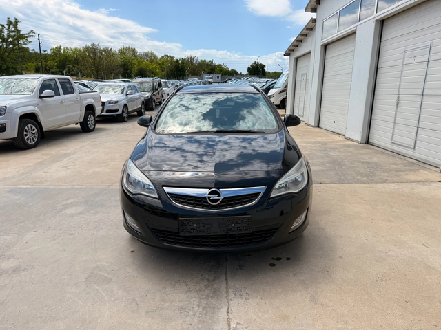 Opel Astra 2.0d 160k.c* UNIKAT* - автомобили, коли, обяви за нови и употребявани 10