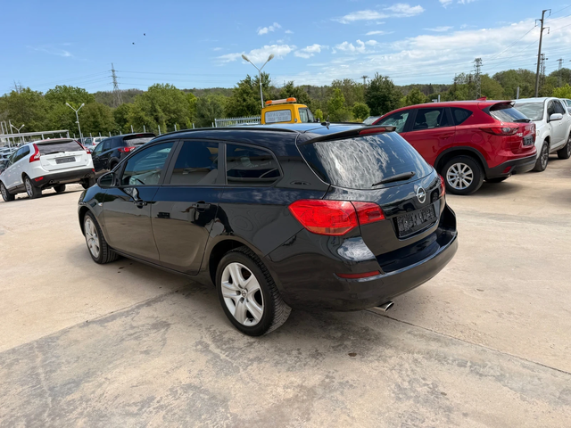 Opel Astra 2.0d 160k.c* UNIKAT* - автомобили, коли, обяви за нови и употребявани 3
