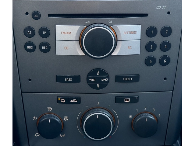 Opel Astra 1.7CDTi 80hp - автомобили, коли, обяви за нови и употребявани 12