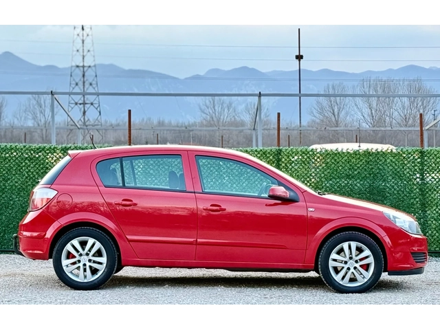Opel Astra 1.7CDTi 80hp - автомобили, коли, обяви за нови и употребявани 3