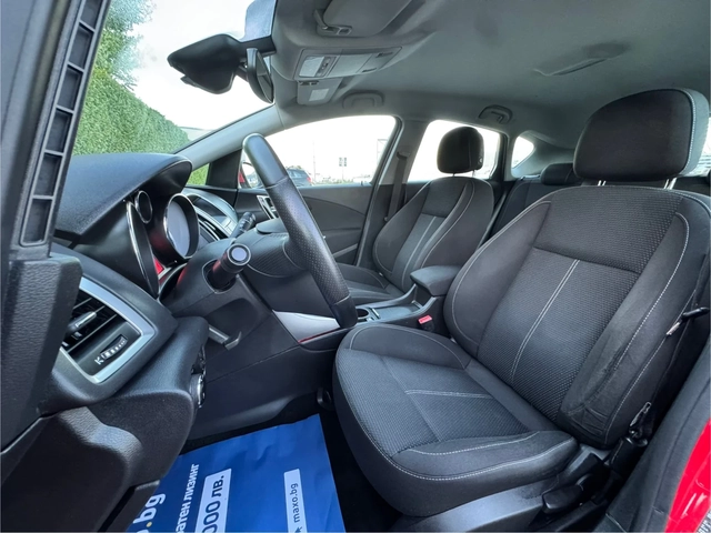 Opel Astra 1.4Turbo* XENON* LED* 160000км! - автомобили, коли, обяви за нови и употребявани 11