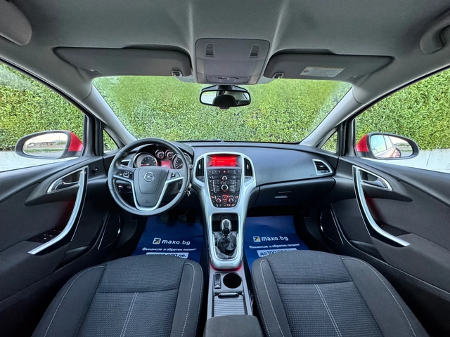 Opel Astra 1.4Turbo* XENON* LED* 160000км! - автомобили, коли, обяви за нови и употребявани 13