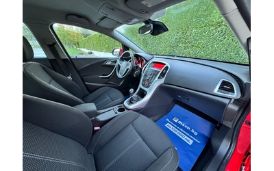 Opel Astra 1.4Turbo* XENON* LED* 160000км! - автомобили, коли, обяви за нови и употребявани 15
