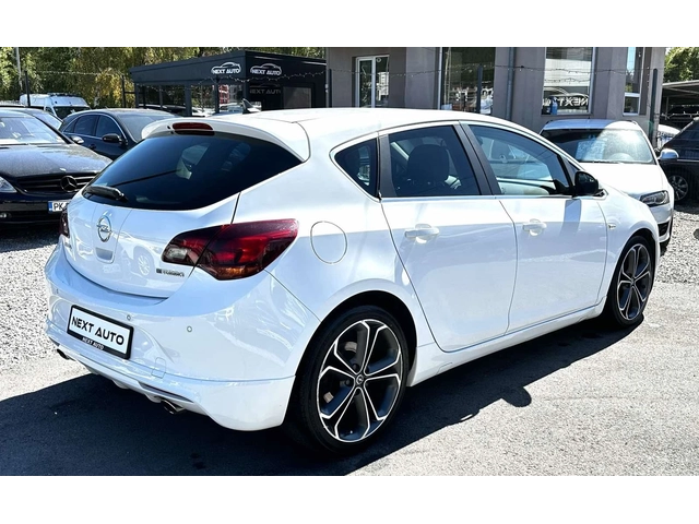 Opel Astra 2.0CDTI 194HP LANE ASSIST BiTURBO EURO5B - автомобили, коли, обяви за нови и употребявани 4