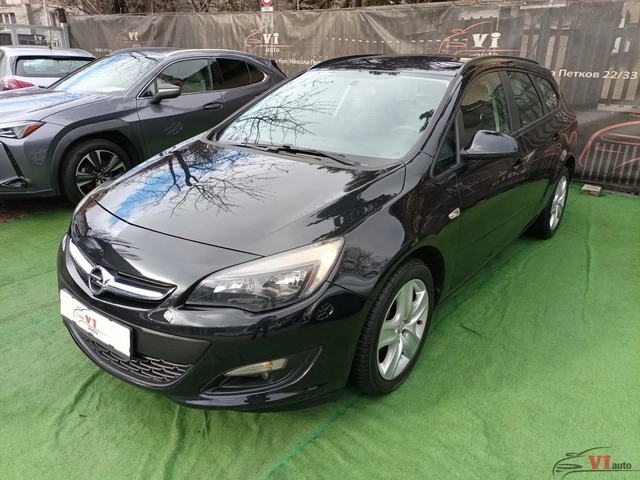 Opel Astra 1.6CDTI/COSMO/EURO 6B/FACE - автомобили, коли, обяви за нови и употребявани 0