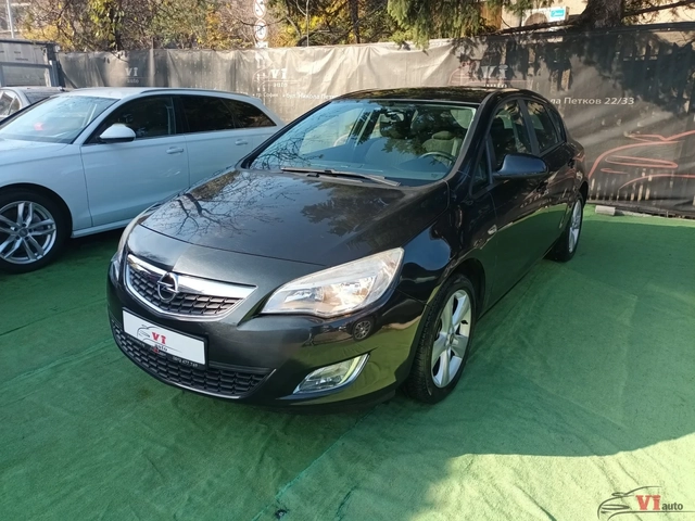 Opel Astra 1.4/100к.с./КЛИМАТРОНИК - автомобили, коли, обяви за нови и употребявани 0