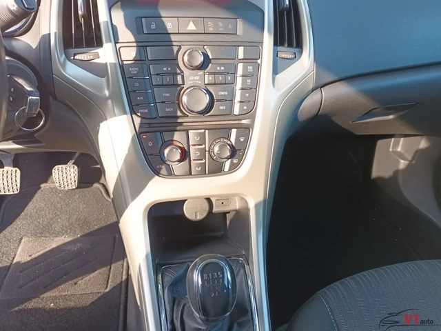 Opel Astra 1.4/100к.с./КЛИМАТРОНИК - автомобили, коли, обяви за нови и употребявани 12