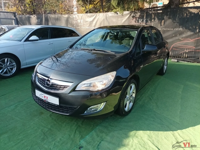 Opel Astra 1.4/100к.с./КЛИМАТРОНИК - автомобили, коли, обяви за нови и употребявани 1