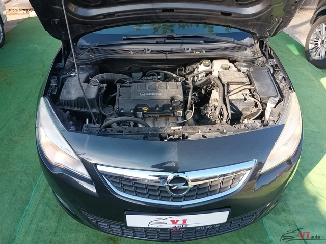 Opel Astra 1.4/100к.с./КЛИМАТРОНИК - автомобили, коли, обяви за нови и употребявани 4