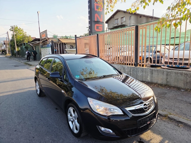 Opel Astra 1, 400 EURO5B - автомобили, коли, обяви за нови и употребявани 1