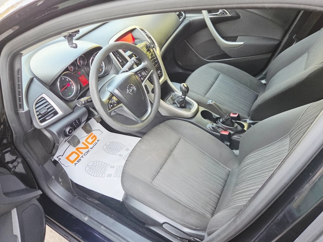 Opel Astra 1, 400 EURO5B - автомобили, коли, обяви за нови и употребявани 7