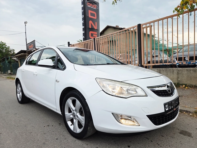 Opel Astra 1, 700CDTI EURO5 - автомобили, коли, обяви за нови и употребявани 0