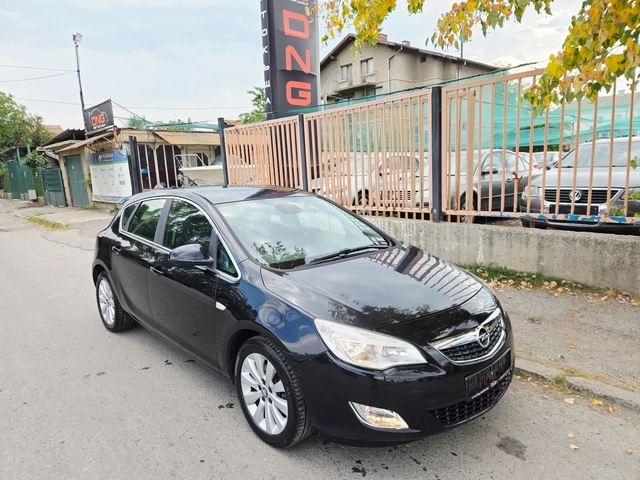 Opel Astra 1, 700CDTI/EURO5 - автомобили, коли, обяви за нови и употребявани 1