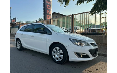 opel-astra - 0